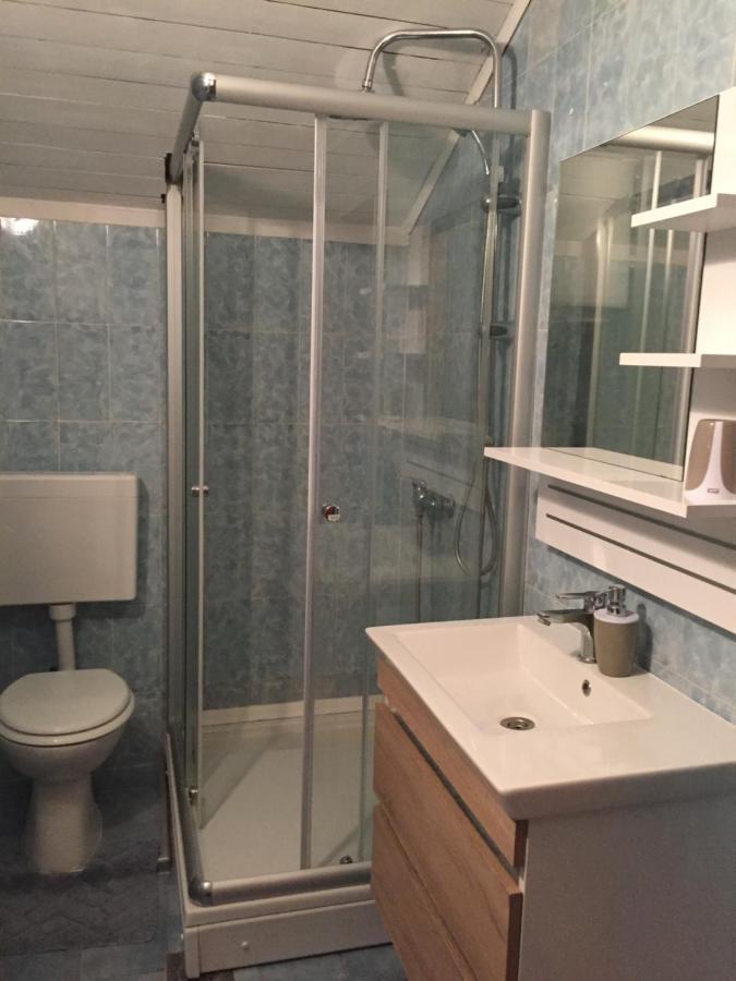 פריבלאקה Emilija Apartments Privlaka מראה חיצוני תמונה